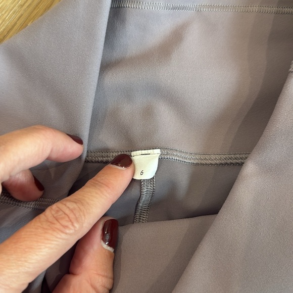 Lululemon leggings - Picture 4 of 7